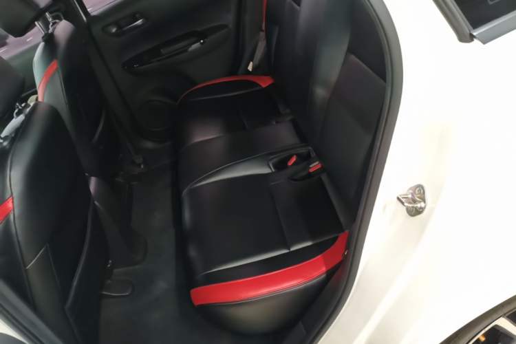 Used Honda LIFE 2021 1.5L CVT SPO-SS Dynamic Edition Left Rear Seat