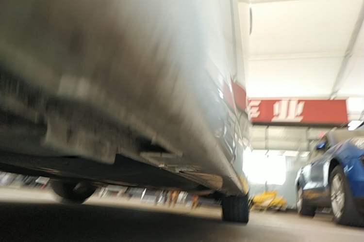 Used Honda LIFE 2021 1.5L CVT SPORT Heartbeat Edition Left Side Sill