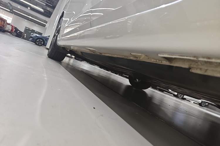 Used Honda LIFE 2021 1.5L CVT SPORT Heartbeat Edition Left Side Sill