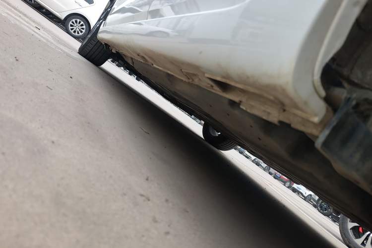 Used Honda LIFE 2021 1.5L CVT SPORT Heartbeat Edition Left Side Sill