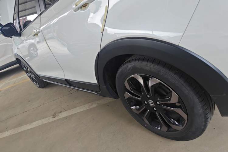 Used Honda LIFE 2021 1.5L CVT CRO-S Fun Edition Left Side Sill