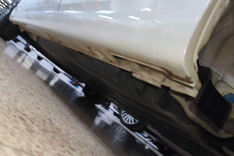 Used Honda LIFE 2021 1.5L CVT SPO-SS Dynamic Edition Left Side Sill