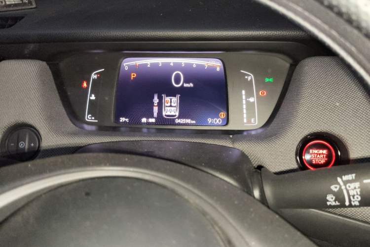 Used Honda LIFE 2021 1.5L CVT SPORT Heartbeat Edition Odometer Close Up