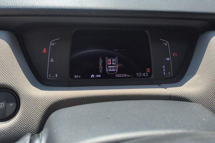 Used Honda LIFE 2021 1.5L CVT SPORT Heartbeat Edition Odometer Close Up
