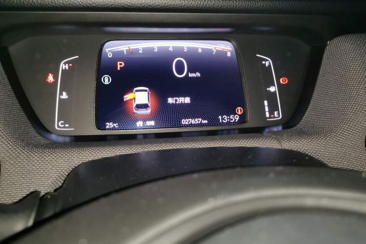 Used Honda LIFE 2021 1.5L CVT SPO-SS Dynamic Edition Odometer Close Up