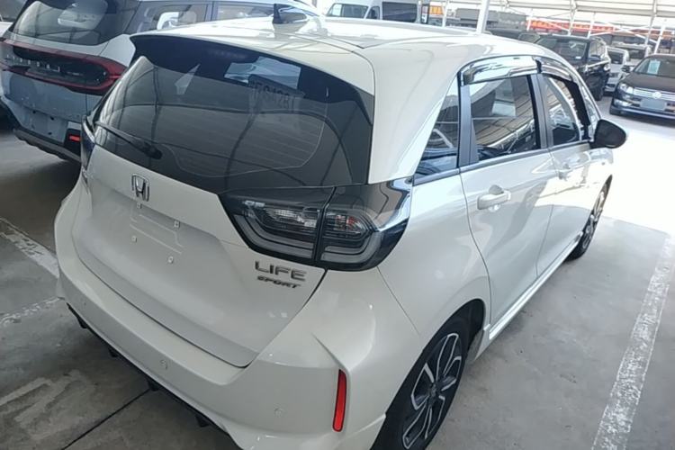 Used Honda LIFE 2021 1.5L CVT SPORT Heartbeat Edition Rear Right 45 Deg