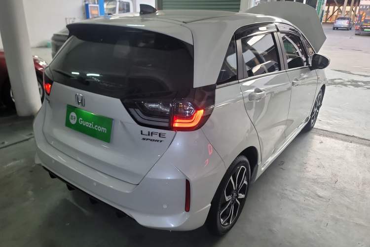 Used Honda LIFE 2021 1.5L CVT SPORT Heartbeat Edition Rear Right 45 Deg