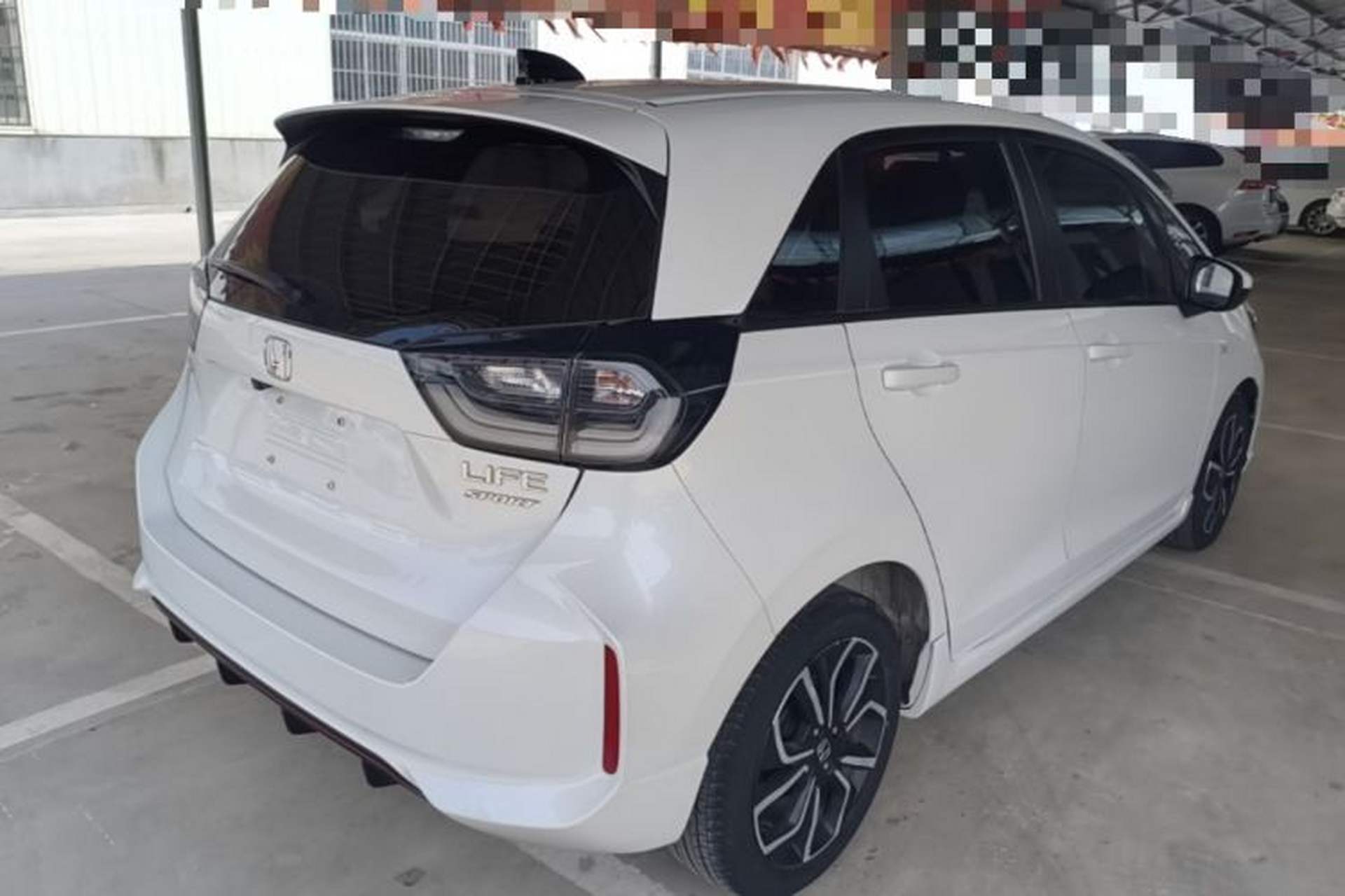 Used Honda LIFE 2021 1.5L CVT SPORT Heartbeat Edition Rear Right 45 Deg