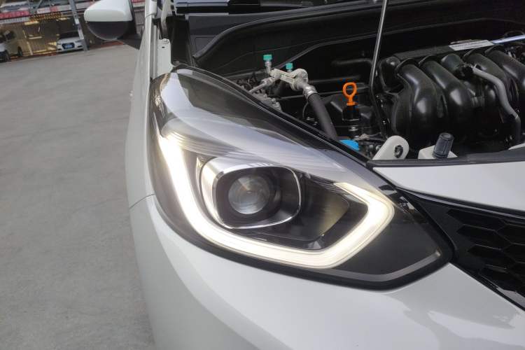 Used Honda LIFE 2021 1.5L CVT SPO-SS Dynamic Edition Right Front Headlight