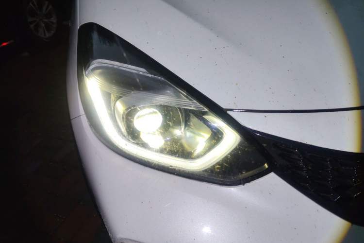 Used Honda LIFE 2021 1.5L CVT CRO-S Fun Edition Right Front Headlight