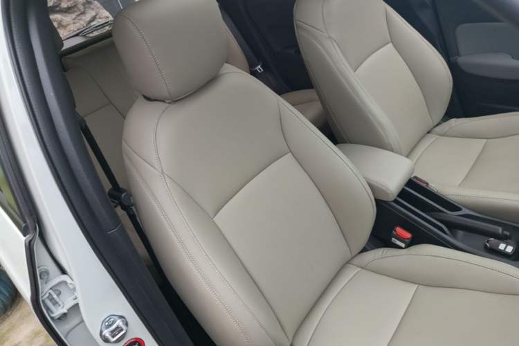 Used Honda LIFE 2021 1.5L CVT SPO-SS Dynamic Edition Right Front Seat