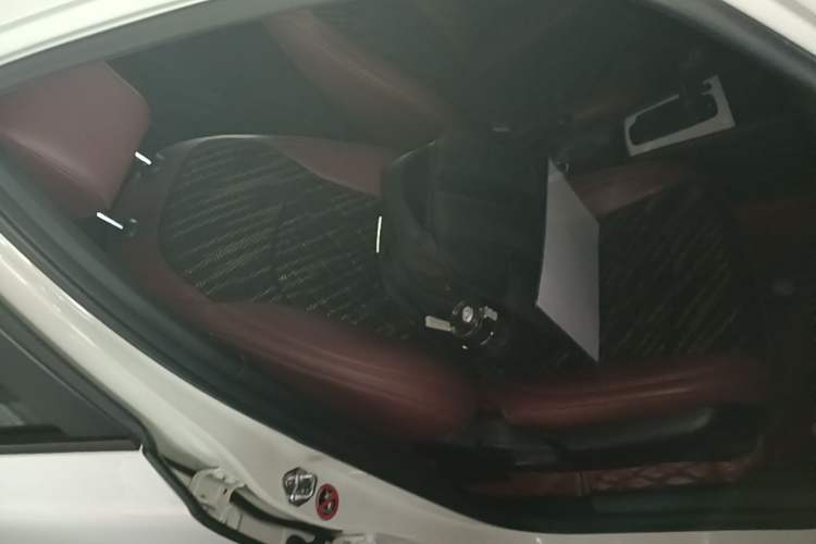 Used Honda LIFE 2021 1.5L CVT SPORT Heartbeat Edition Right Front Seat