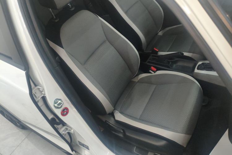 Used Honda LIFE 2021 1.5L CVT CRO-S Fun Edition Right Front Seat
