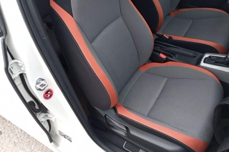 Used Honda LIFE 2021 1.5L CVT SPORT Heartbeat Edition Right Front Seat
