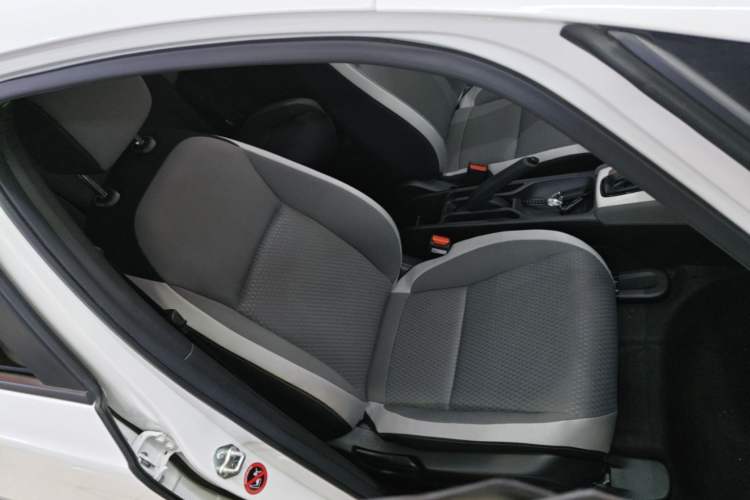 Used Honda LIFE 2021 1.5L CVT CRO-S Fun Edition Right Front Seat
