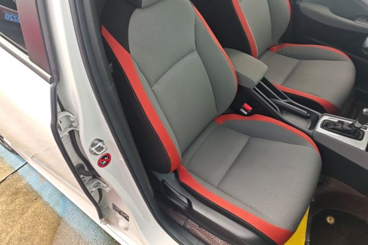 Used Honda LIFE 2021 1.5L CVT SPO-SS Dynamic Edition Right Front Seat