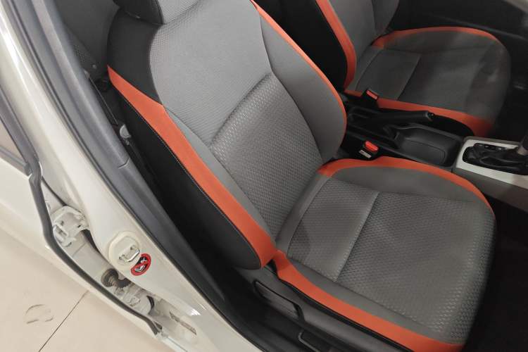 Used Honda LIFE 2021 1.5L CVT SPORT Heartbeat Edition Right Front Seat