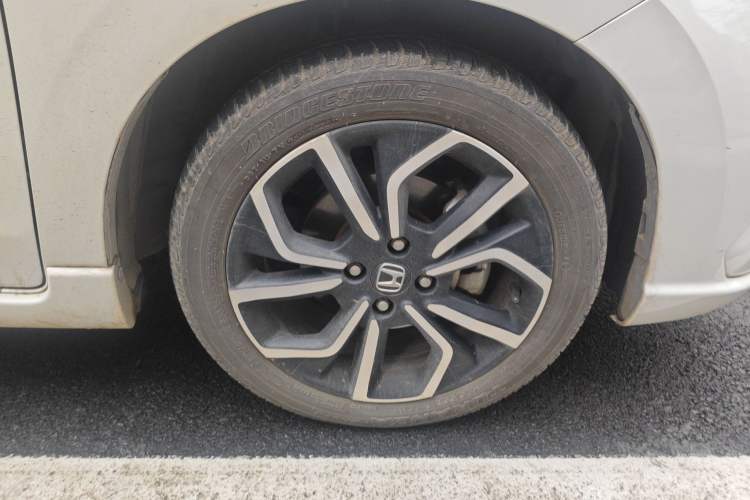 Used Honda LIFE 2021 1.5L CVT SPO-SS Dynamic Edition Right Front Wheel Hub