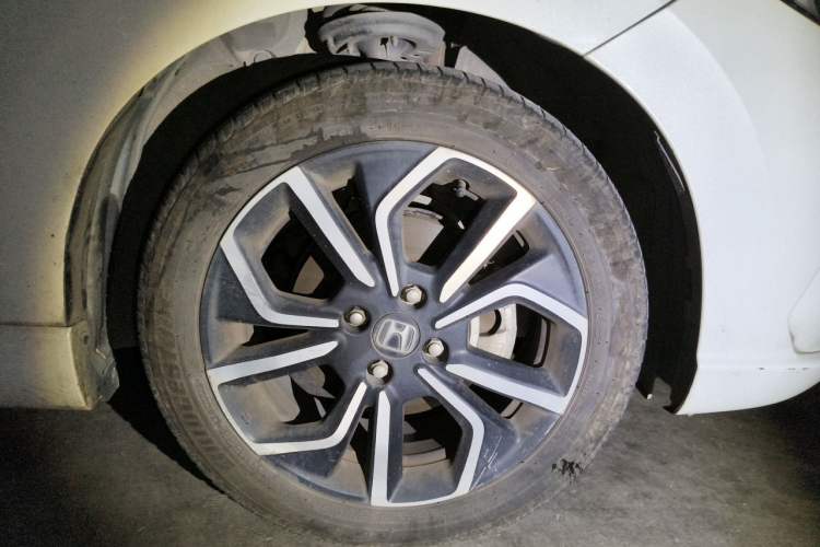Used Honda LIFE 2021 1.5L CVT SPORT Heartbeat Edition Right Front Wheel Hub