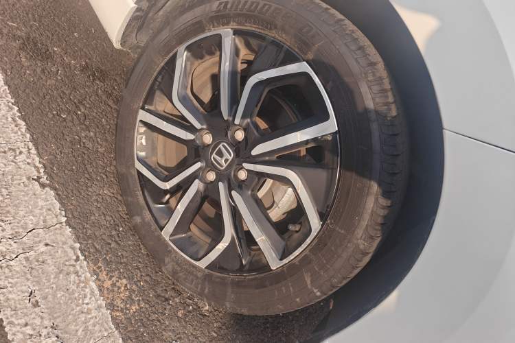Used Honda LIFE 2021 1.5L CVT SPO-SS Dynamic Edition Right Front Wheel Hub