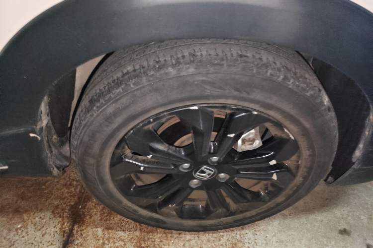 Used Honda LIFE 2021 1.5L CVT CRO-S Fun Edition Right Front Wheel Hub
