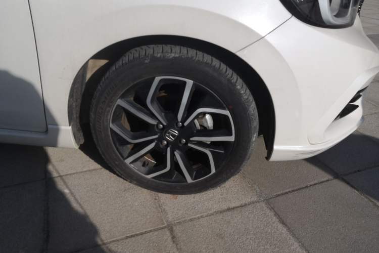 Used Honda LIFE 2021 1.5L CVT SPORT Heartbeat Edition Right Front Wheel Hub