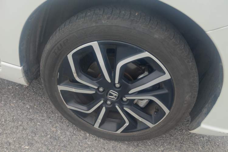 Used Honda LIFE 2021 1.5L CVT SPO-SS Dynamic Edition Right Front Wheel Hub