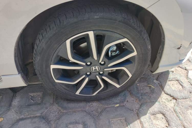 Used Honda LIFE 2021 1.5L CVT SPO-SS Dynamic Edition Right Front Wheel Hub