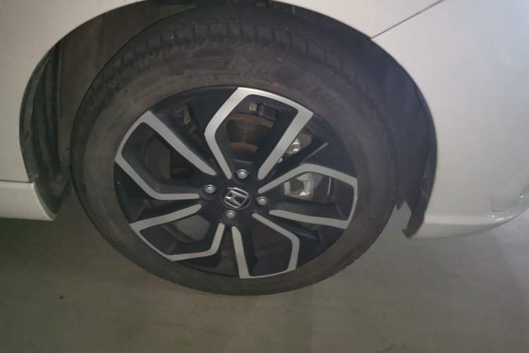 Used Honda LIFE 2021 1.5L CVT SPO-SS Dynamic Edition Right Front Wheel Hub