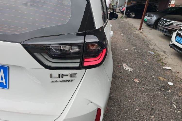 Used Honda LIFE 2021 1.5L CVT SPORT Heartbeat Edition Right Rear Taillight