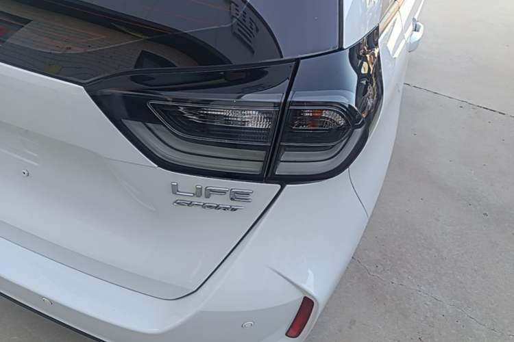 Used Honda LIFE 2021 1.5L CVT SPO-SS Dynamic Edition Right Rear Taillight