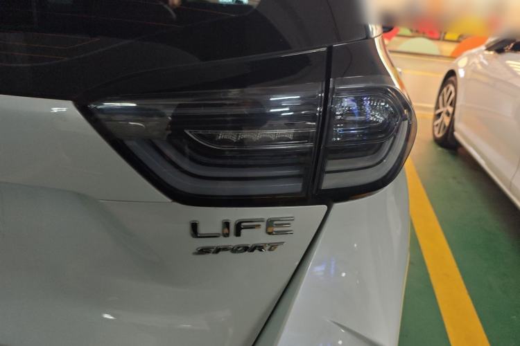 Used Honda LIFE 2021 1.5L CVT SPORT Heartbeat Edition Right Rear Taillight