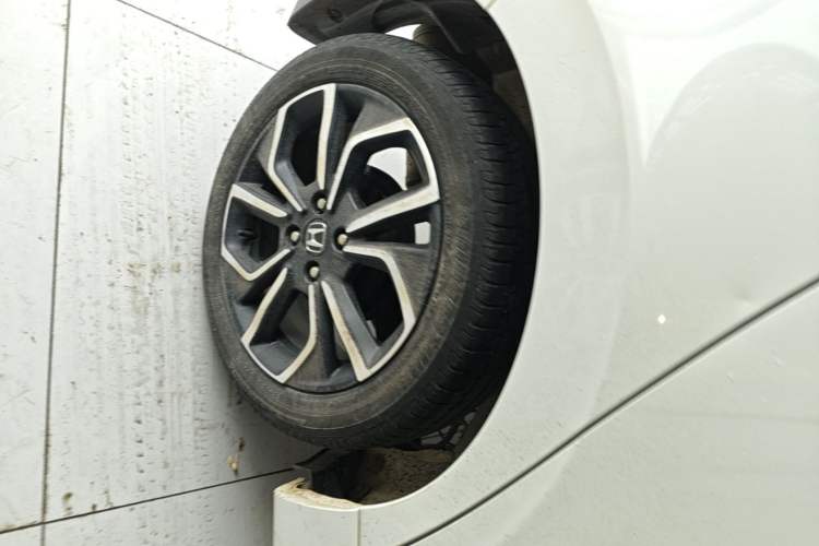 Used Honda LIFE 2021 1.5L CVT SPO-SS Dynamic Edition Right Rear Wheel Hub