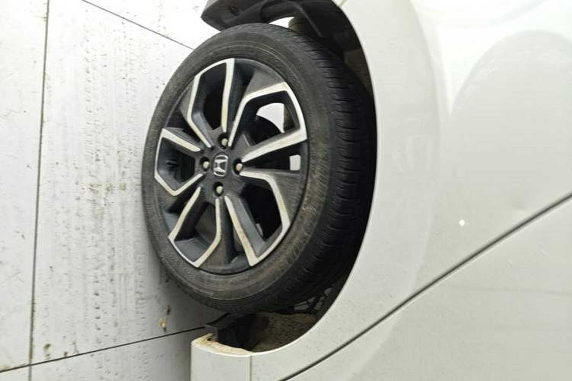 Used Honda LIFE 2021 1.5L CVT SPO-SS Dynamic Edition Right Rear Wheel Hub