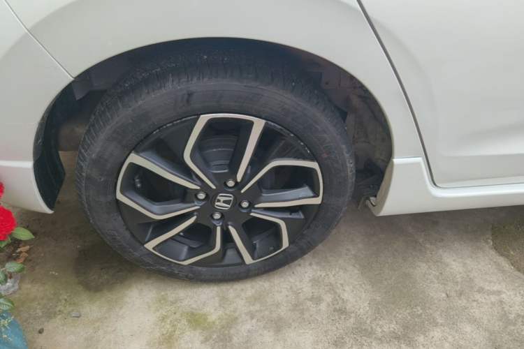 Used Honda LIFE 2021 1.5L CVT SPO-SS Dynamic Edition Right Rear Wheel Hub
