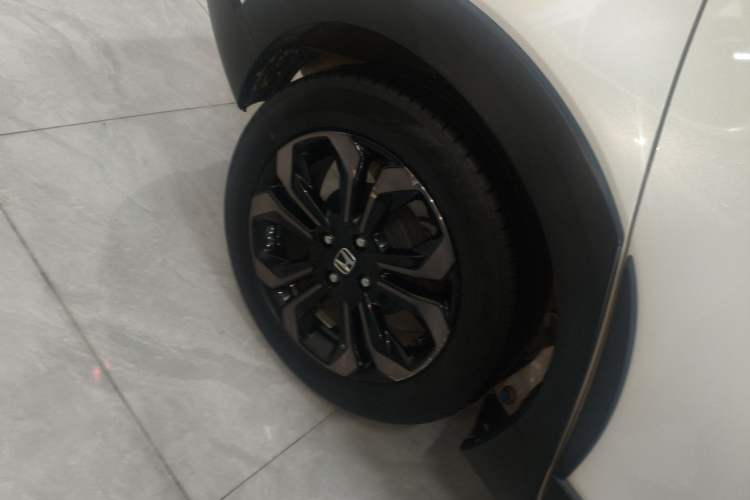 Used Honda LIFE 2021 1.5L CVT CRO-S Fun Edition Right Rear Wheel Hub