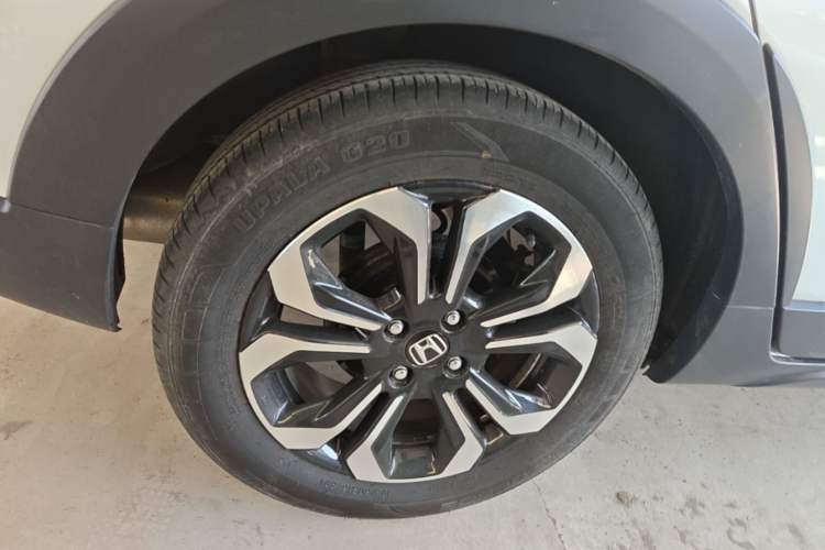 Used Honda LIFE 2021 1.5L CVT CRO-S Fun Edition Right Rear Wheel Hub