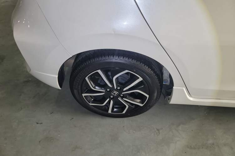 Used Honda LIFE 2021 1.5L CVT SPORT Heartbeat Edition Right Rear Wheel Hub