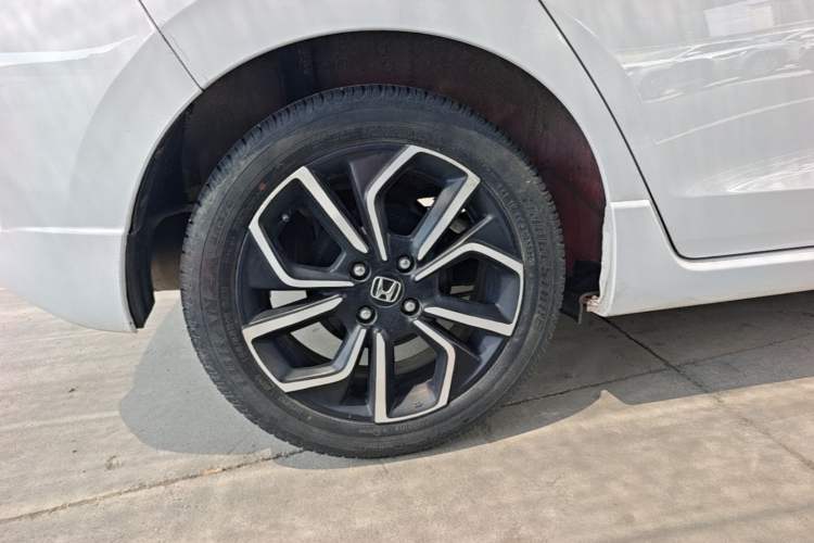 Used Honda LIFE 2021 1.5L CVT SPORT Heartbeat Edition Right Rear Wheel Hub
