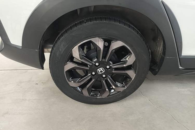 Used Honda LIFE 2021 1.5L CVT CRO-S Fun Edition Right Rear Wheel Hub