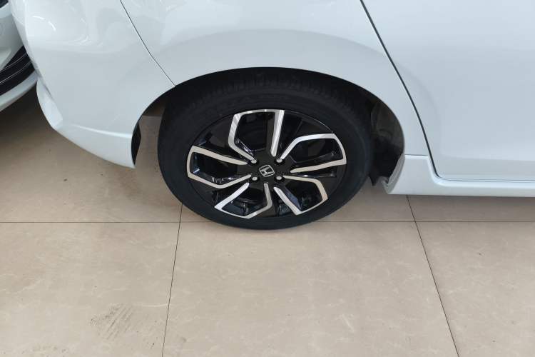 Used Honda LIFE 2021 1.5L CVT SPO-SS Dynamic Edition Right Rear Wheel Hub