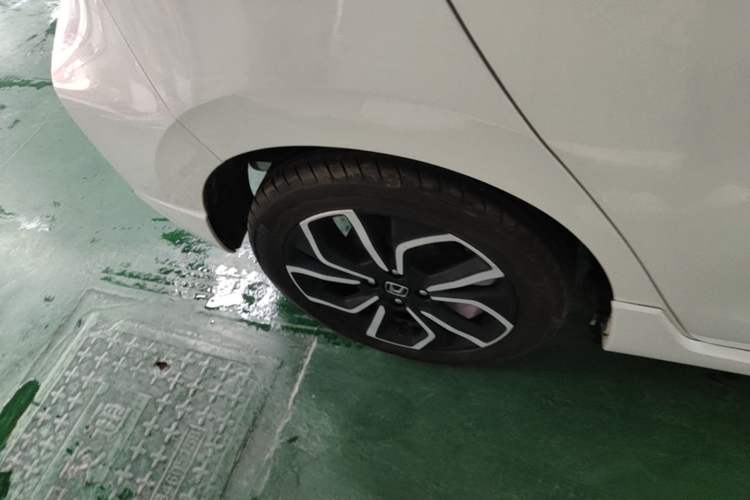 Used Honda LIFE 2021 1.5L CVT SPORT Heartbeat Edition Right Rear Wheel Hub