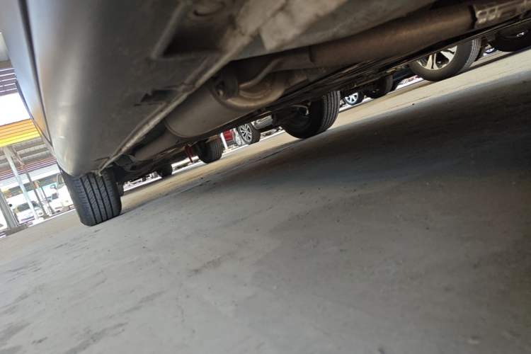 Used Honda LIFE 2021 1.5L CVT CRO-S Fun Edition Right Side Sill