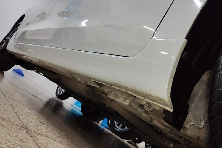 Used Honda LIFE 2021 1.5L CVT SPO-SS Dynamic Edition Right Side Sill