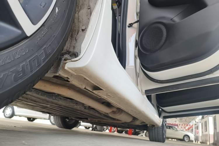 Used Honda LIFE 2021 1.5L CVT SPORT Heartbeat Edition Right Side Sill