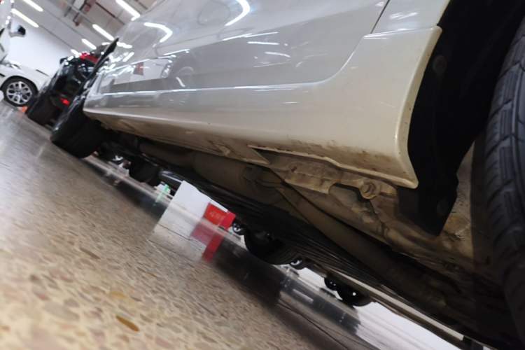 Used Honda LIFE 2021 1.5L CVT SPO-SS Dynamic Edition Right Side Sill