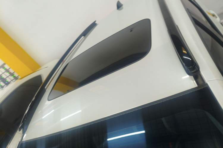 Used Honda LIFE 2021 1.5L CVT CRO-S Fun Edition Roof