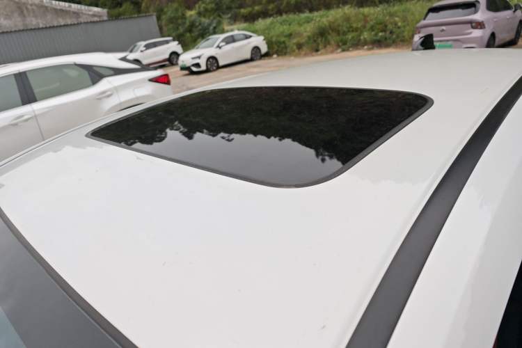 Used Honda LIFE 2021 1.5L CVT SPO-SS Dynamic Edition Roof