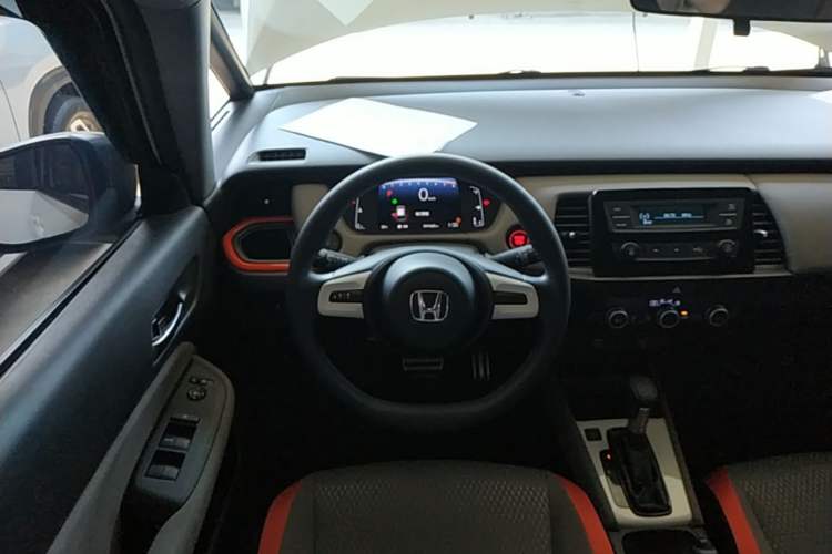 Used Honda LIFE 2021 1.5L CVT SPORT Heartbeat Edition Steering Wheel