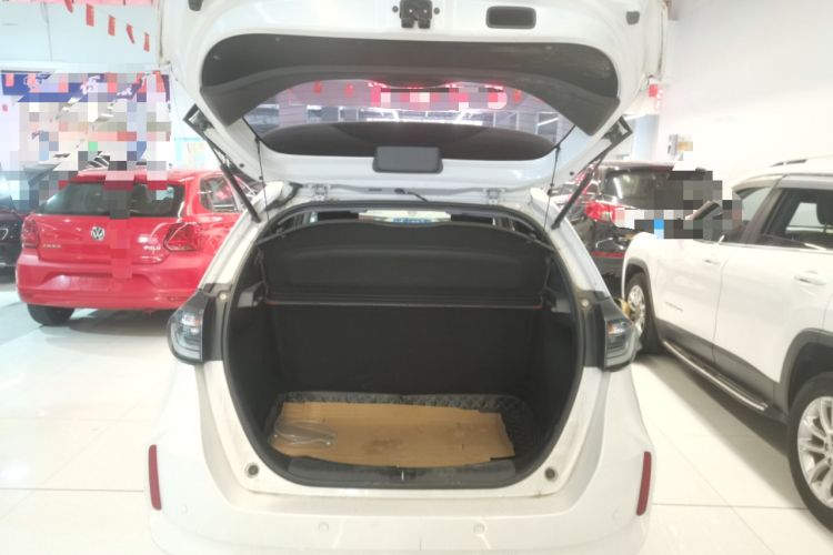 Used Honda LIFE 2021 1.5L CVT SPORT Heartbeat Edition Trunk